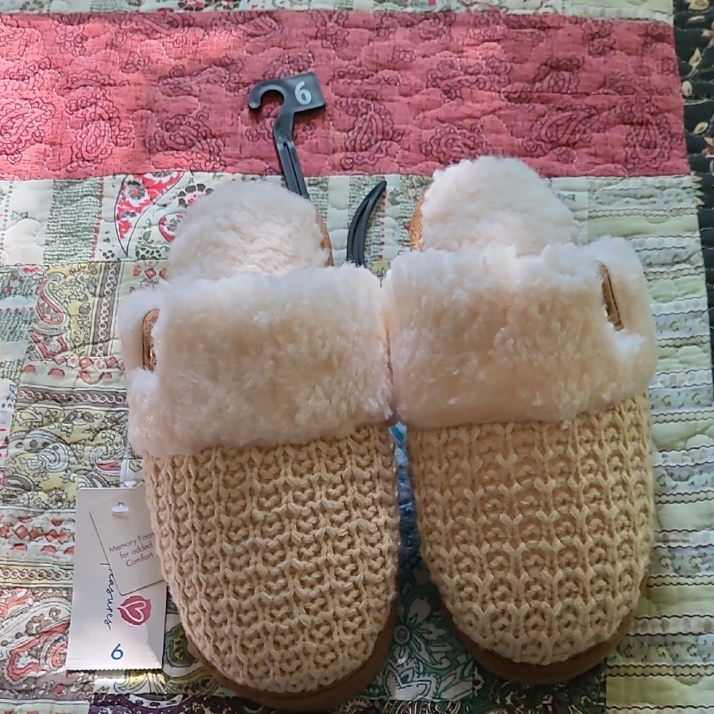 Cozy Cream Slippers